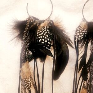 GORGEOUS FEATHERED EARRINGS! EXOTIC SEXY 🤩❤️ 'ONLY PAIR EVERY MADE!